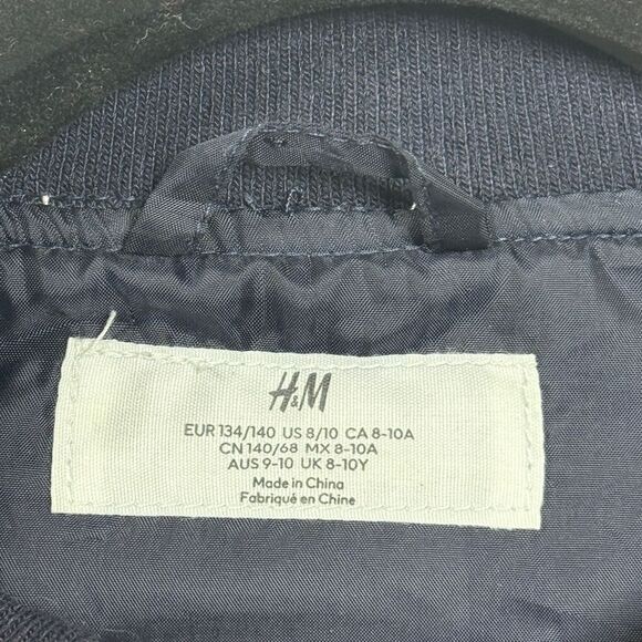 (C4) H&MBoys' Varsity Jacket in White and Dark Blue with Red Lettering,Size 8/10 - Picture 9 of 14